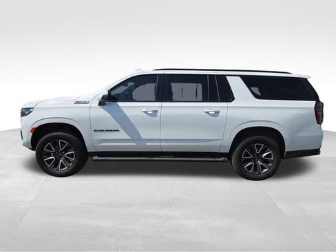 Used 2022 Chevrolet Suburban Z71 w/ Off-Road Capability Package AWD/4WD image 10