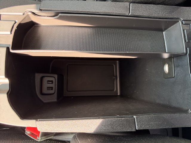 Used 2024 GMC Terrain SLE w/ Driver Convenience Package FWD image 25