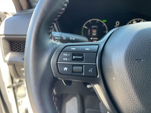 Used 2025 Honda CR-V Sport-L image 16