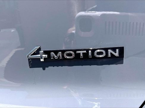 Certified 2023 Volkswagen Atlas Cross Sport SEL AWD/4WD image 7