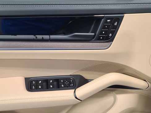 New 2026 Porsche Cayenne image 14