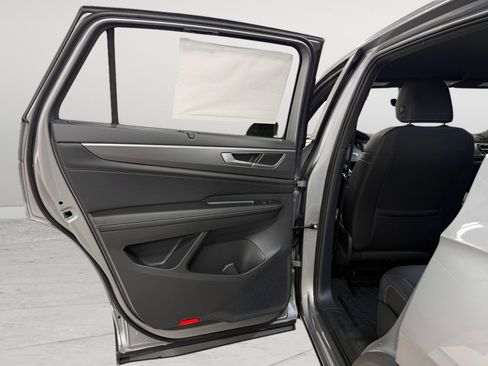 New 2026 Volkswagen Atlas Cross Sport SE AWD/4WD image 21