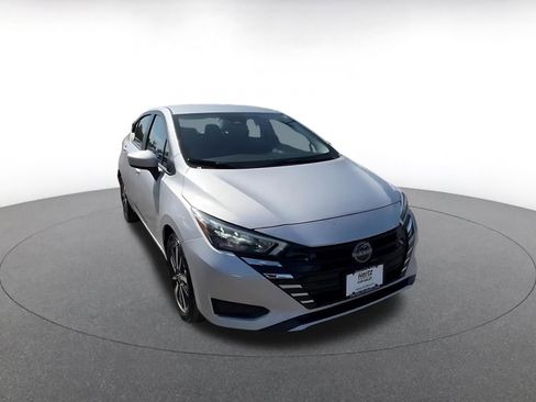 Used 2025 Nissan Versa SV FWD image 3