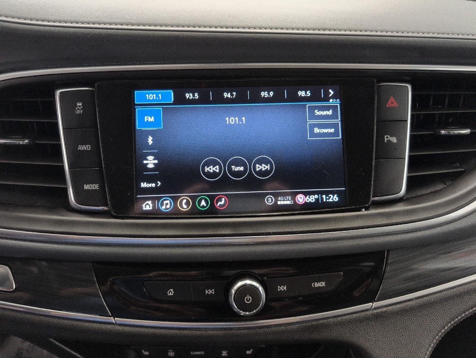 Used 2020 Buick Enclave Essence w/ Sport Touring Edition AWD/4WD image 7