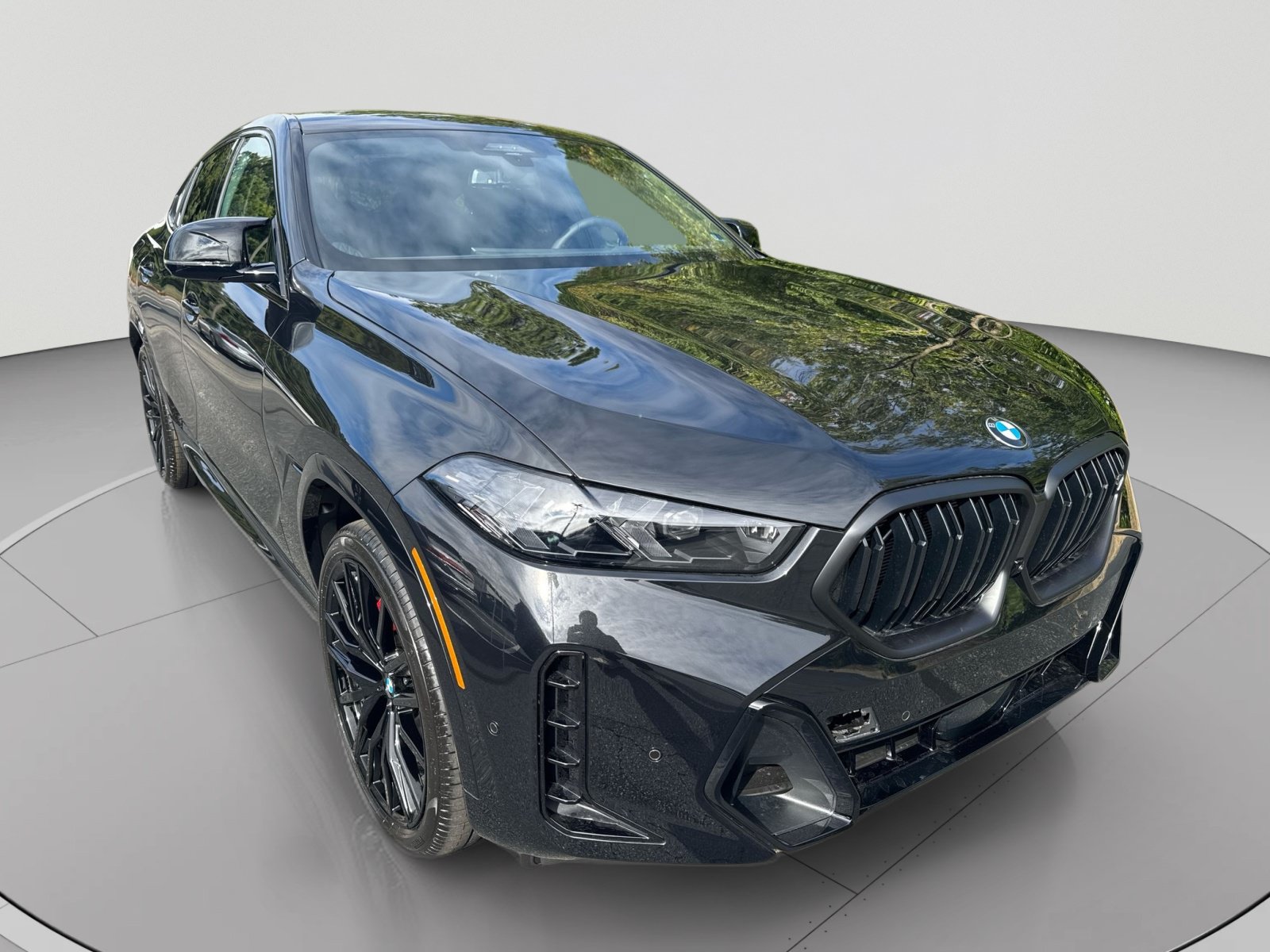 New 2027 BMW X6 M60i AWD/4WD image 3