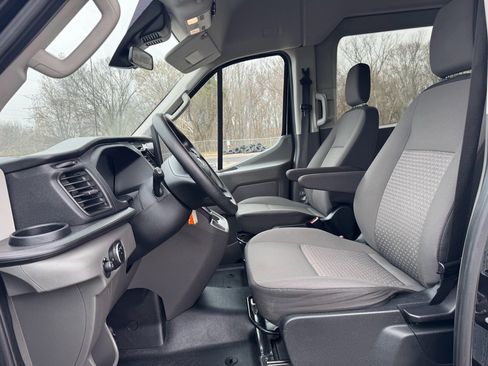 Used 2023 Ford Transit 350 XLT image 15