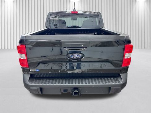 New 2025 Ford Maverick XLT w/ XLT Luxury Package FWD image 6