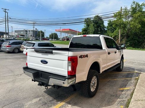 Used 2019 Ford F250 XLT w/ XLT Value Package AWD/4WD image 5