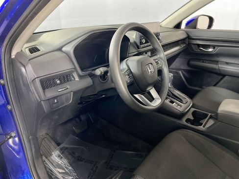 Used 2023 Honda CR-V LX image 9