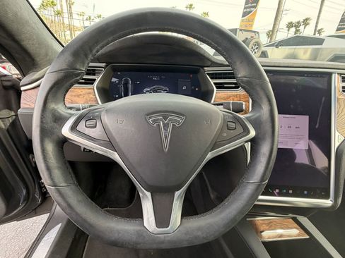 Used 2017 Tesla Model S 75D AWD/4WD image 16