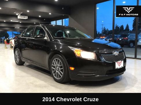Used 2014 Chevrolet Cruze Diesel w/ Enhanced Safety Package FWD image 1