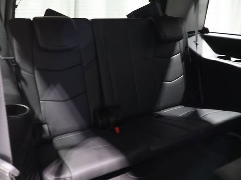 Used 2020 Cadillac Escalade Premium Luxury image 25