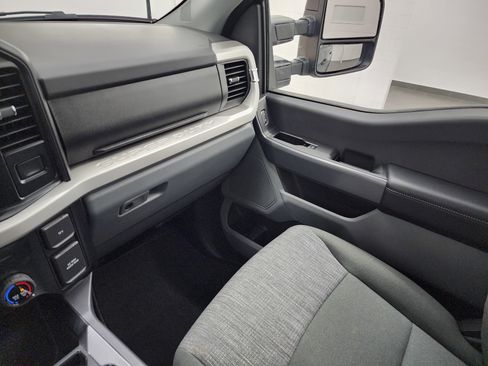 Used 2024 Ford F350 XLT w/ Tremor Off-Road Package image 12