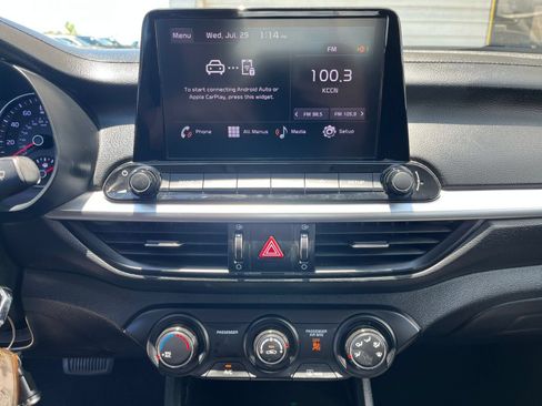 Used 2024 Kia Forte LXS FWD image 17