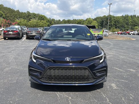Used 2024 Toyota Corolla SE FWD image 2