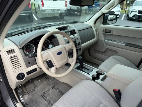 Used 2012 Ford Escape XLT AWD/4WD image 11