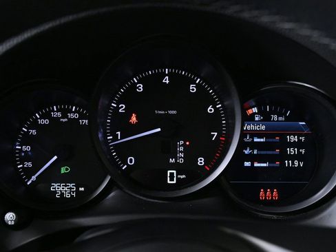 Certified 2023 Porsche Macan Turbo image 14