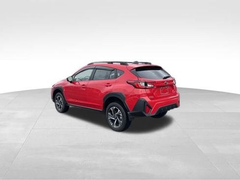 Used 2025 Subaru Crosstrek 2.0i Premium image 4