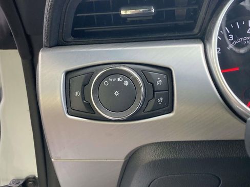 Used 2019 Ford Mustang GT Premium RWD image 20