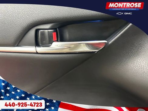 Used 2024 Toyota Camry XSE w/ Navigation Package FWD image 10