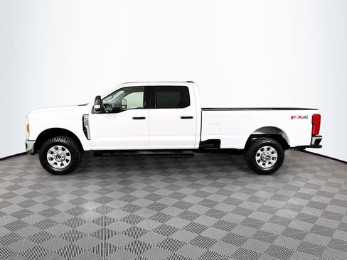 Used 2024 Ford F350 XLT w/ FX4 Off-Road Package AWD/4WD image 4