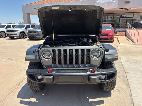 Used 2020 Jeep Gladiator Rubicon w/ Uconnect 4C Nav & Sound Group image 56