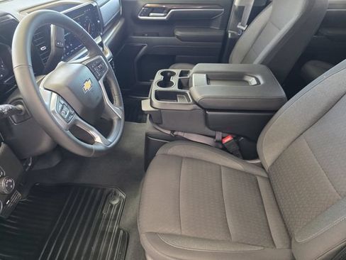 Used 2026 Chevrolet Silverado 1500 LT RWD image 12