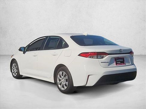Used 2024 Toyota Corolla LE FWD image 8