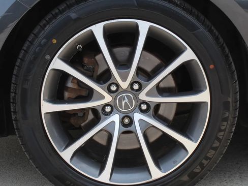 Used 2015 Acura TLX V6 w/ Technology Package FWD image 9
