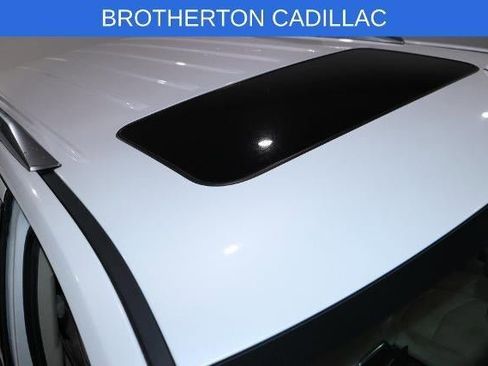 Used 2020 Cadillac Escalade Premium Luxury image 16