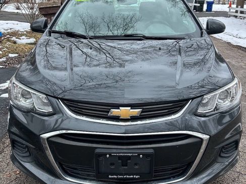 Used 2018 Chevrolet Sonic LT image 2