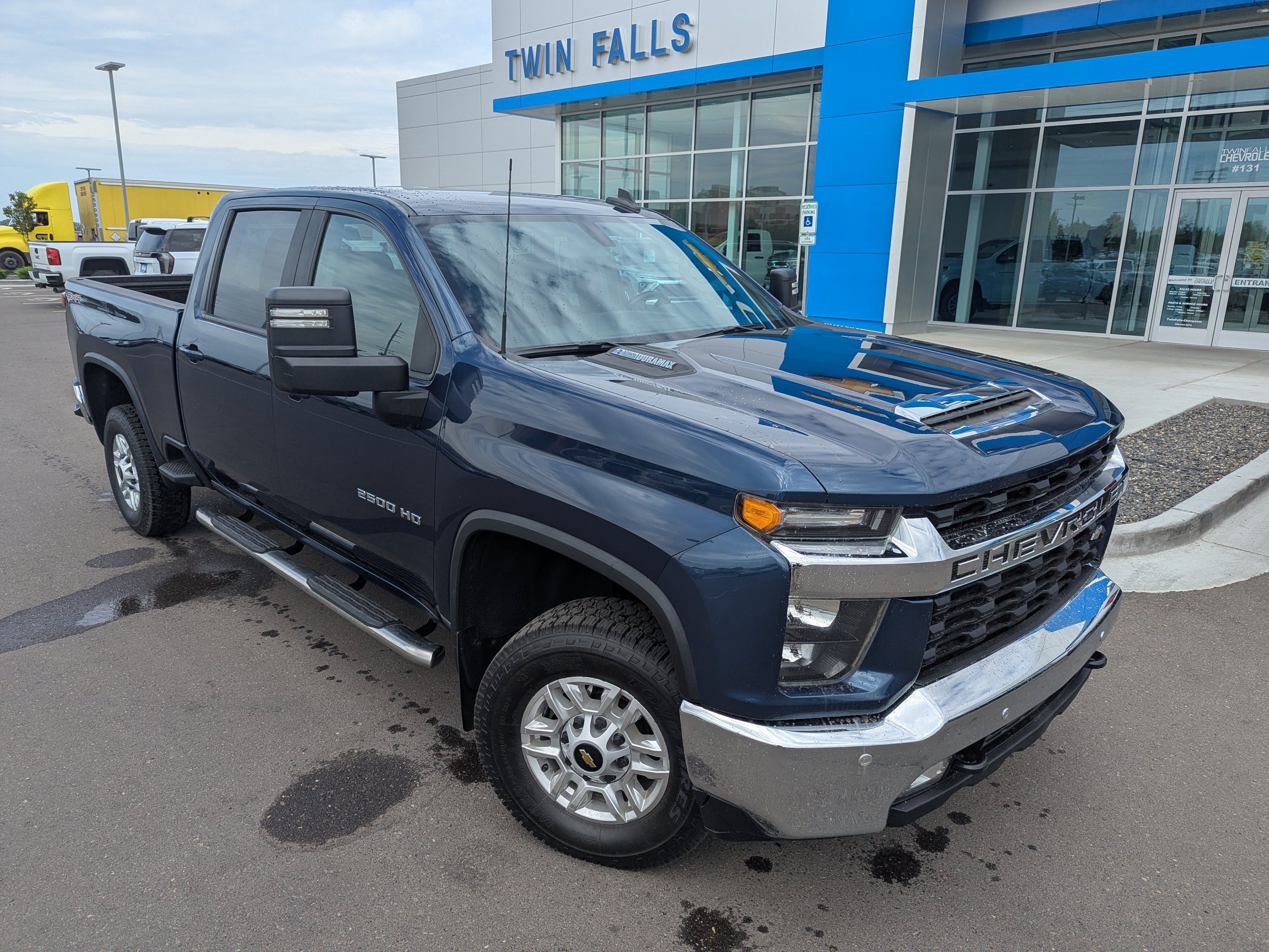Certified 2023 Chevrolet Silverado 2500 LT w/ All Star Edition AWD/4WD image 3