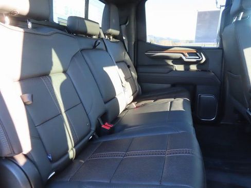 Certified 2025 Chevrolet Silverado 1500 High Country w/ Technology Package image 40