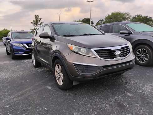 Used 2013 Kia Sportage LX image 1
