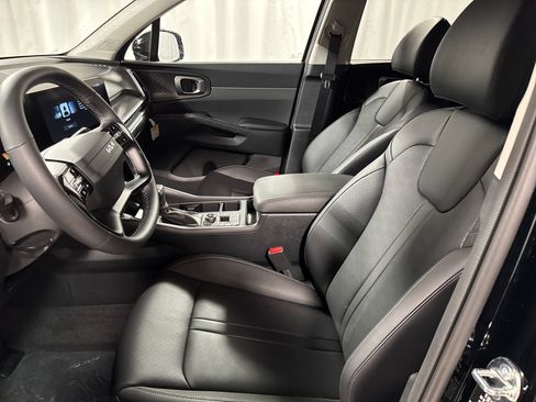 New 2026 Kia Sorento S AWD/4WD image 3