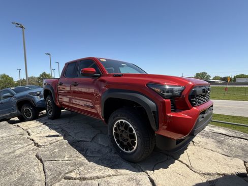 New 2026 Toyota Tacoma TRD Off-Road AWD/4WD image 35