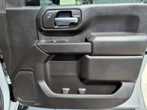Used 2025 Chevrolet Silverado 2500 Custom w/ Custom Value Package RWD image 11