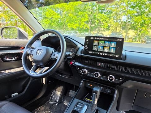 Used 2025 Honda CR-V EX-L image 13