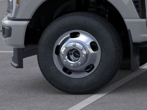 New 2026 Ford F350 Platinum image 19