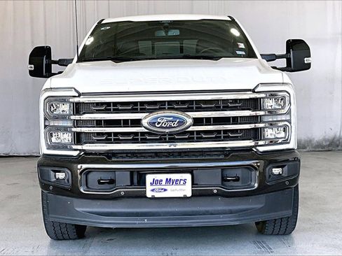 Used 2025 Ford F350 King Ranch image 3