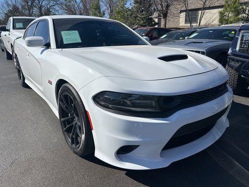 Used 2021 Dodge Charger Scat Pack w/ Dynamics Package image 2