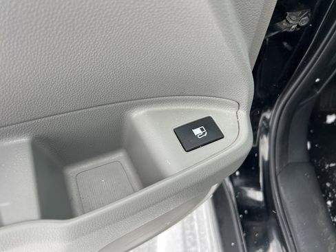 Used 2016 Honda Pilot LX image 22