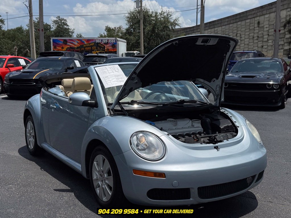 Used 2010 Volkswagen Beetle Convertible FWD image 30