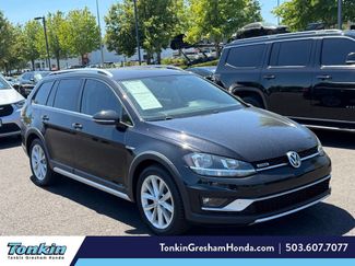 Used 2018 Volkswagen Golf Alltrack S AWD/4WD video 1