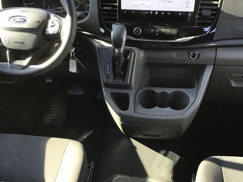 Used 2023 Ford Transit 350 XLT image 7