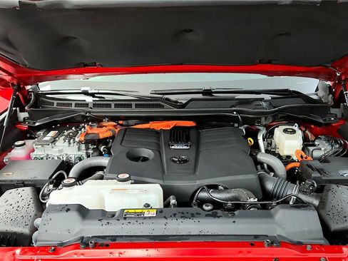 Used 2025 Toyota Tundra Limited image 23