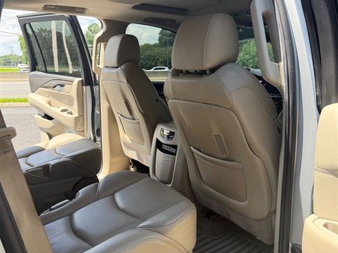 Used 2020 Cadillac Escalade Premium Luxury AWD/4WD image 43