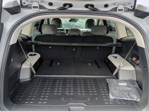 New 2026 Hyundai Ioniq 9 SEL image 15