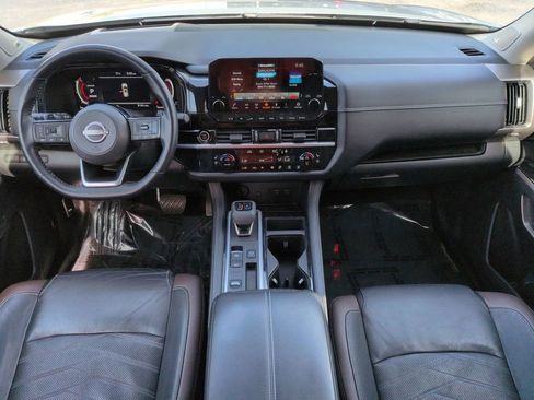 Used 2022 Nissan Pathfinder Platinum w/ Cargo Package FWD image 14
