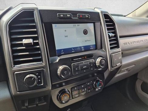Certified 2022 Ford F450 XLT w/ XLT Premium Package AWD/4WD image 12